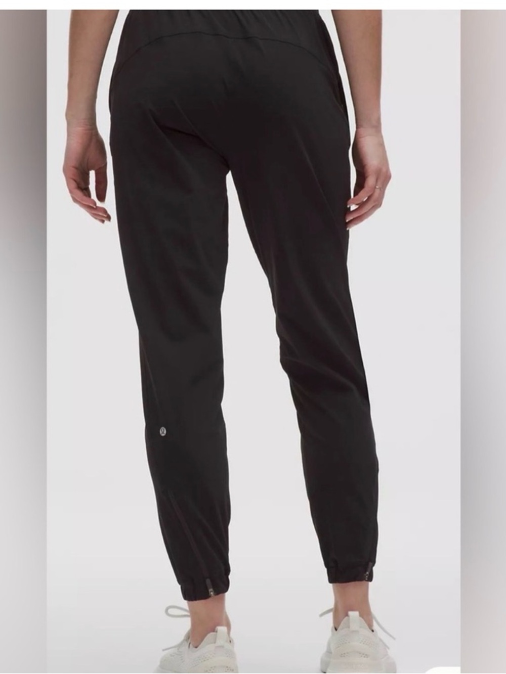 Lululemon Adapted State HR Jogger - Size 8 - 23”
